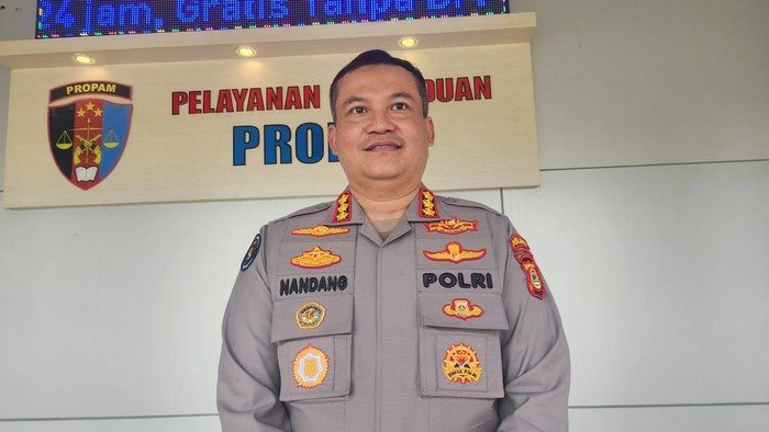 kabid-humas-polda-sumsel-kombes-nandang-mukmin-wijaya-1752560937778_169