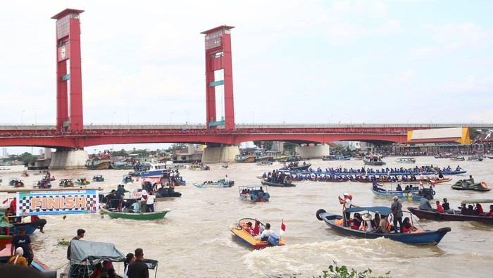 festival-perahu-bidar-di-sungai-musi-1755530883832_169