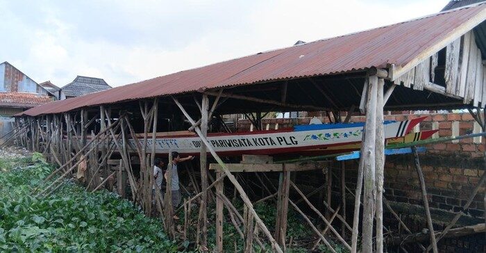 jelang-festival-bidar-tradisional-pemilik-bidar-kebut-perbaikan-perahu-untuk-lomba-1754467857462_169